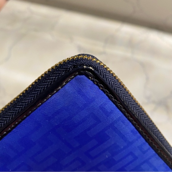 Tommy Hilfiger Wallet Blue Monogram - Picture 5 of 8
